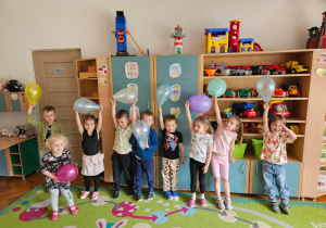 Taniec z balonami