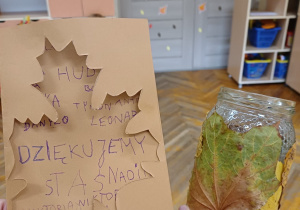 Prezent od dzieci z Tęczowej Akademii