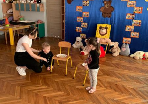 Dzieci biorące udział w konkursie