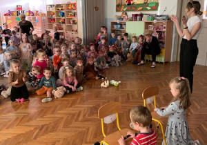 Dzieci biorące udział w konkursie