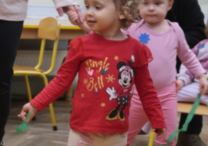Dzieci w trakcie zabawy