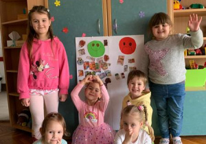 Dzieci porządkują co jest zdrowe a co nie