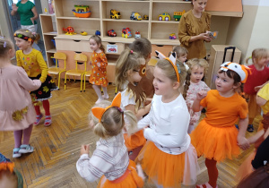 Dzieci podczas balu
