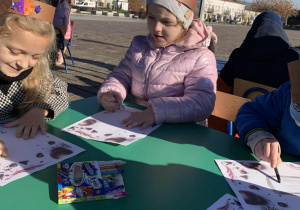 Dzieci podczas dnia Czekolady