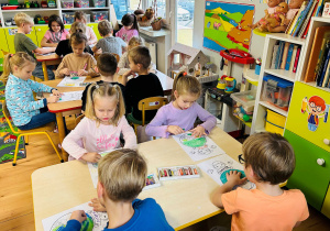 Wynalazcy kolorują pastelami planetę Ziemia