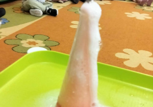 Eksperyment z okazji Dnia Czystego Powietrza