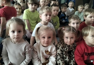 Dzieci podczas koncertu