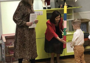 Chłopiec podczas pasowania