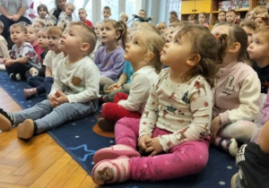 Przedszkolaki podczas koncertu