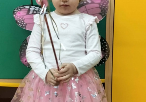 Dziewczynka w przebraniu