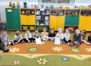 Poszukiwacze pozują do zdjęcia