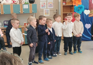 Dzieci podczas występów