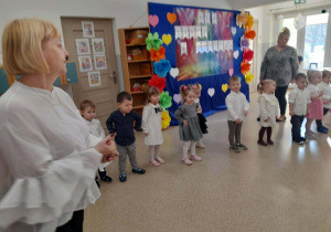 Dzieci podczas występów