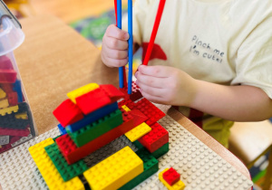 Zabawy konstrukcyjno- manipulacyjne