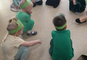 Maluszki podczas występu