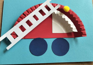 Praca dziewczynki - straż pożarna