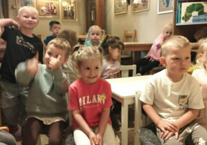 Poszukiwacze w teatrze