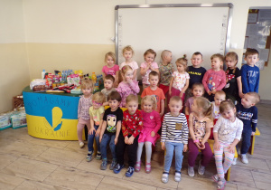 3 latki z darami dla dzieci z Ukrainy
